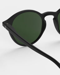 D Black Polarized