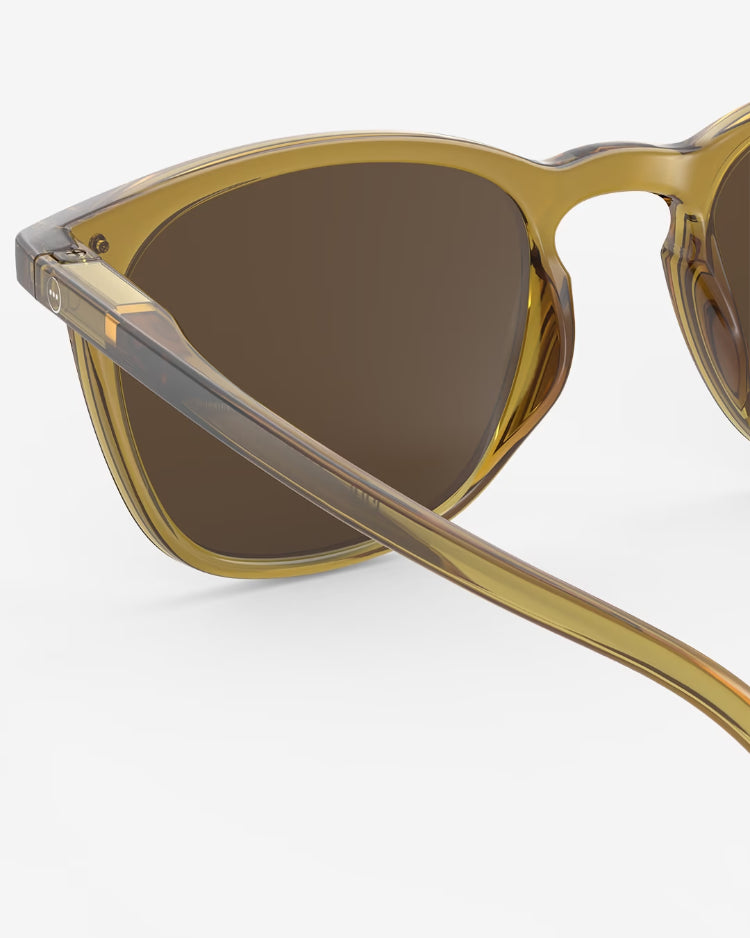 E Golden Green