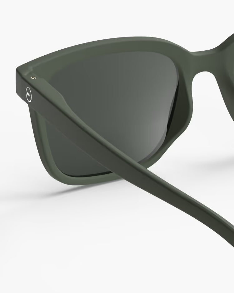 L Kaki Green